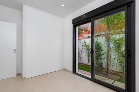 Продажа виллы в Сан-Хавьер, Мурсия, Испания 3 спальни, 187м2 №117017 - фото 9