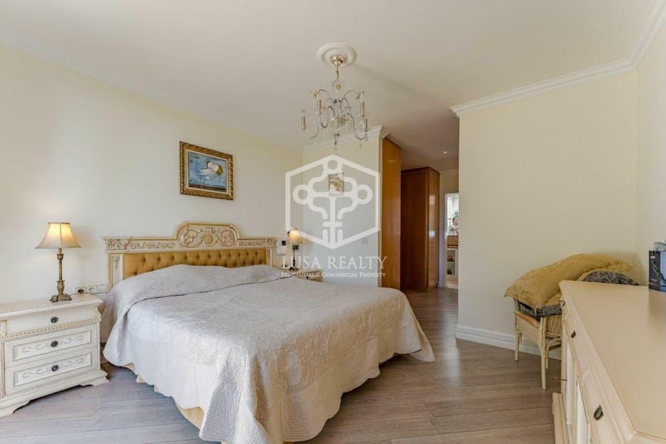 Villa a Adeje, Tenerife, Spagna 6 camere da letto, 732 mq. N° 94465
