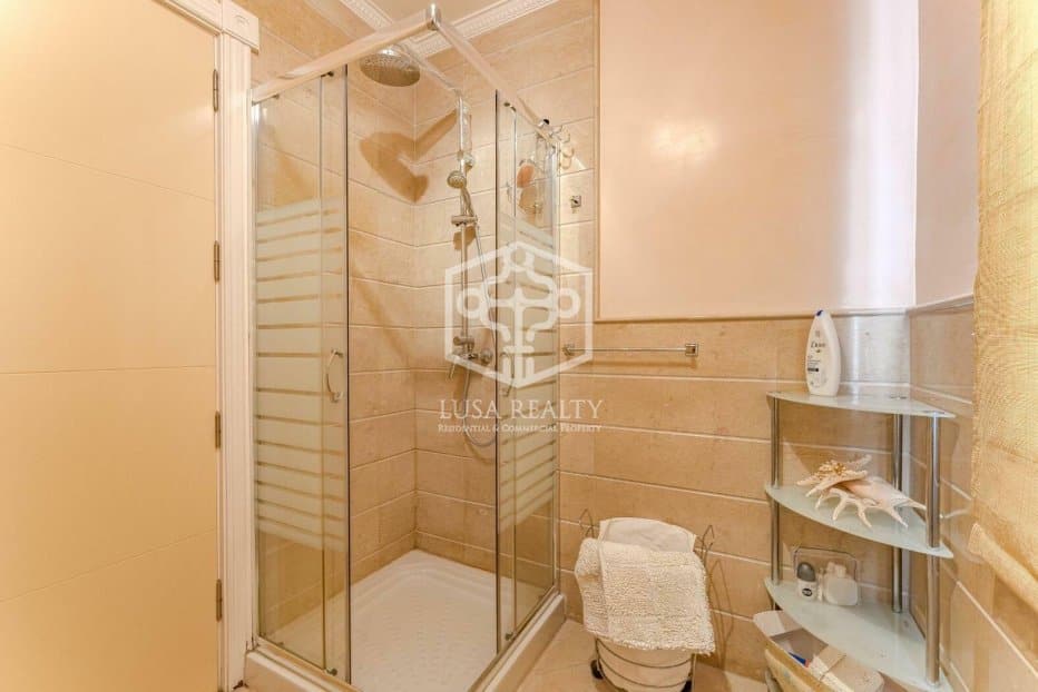 Villa a Adeje, Tenerife, Spagna 6 camere da letto, 732 mq. N° 94465