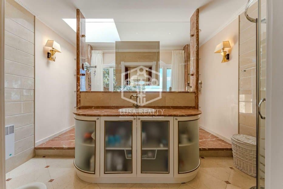 Villa a Adeje, Tenerife, Spagna 6 camere da letto, 732 mq. N° 94465