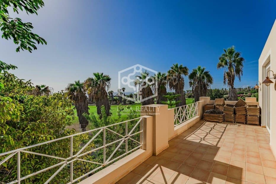 Villa a Adeje, Tenerife, Spagna 6 camere da letto, 732 mq. N° 94465