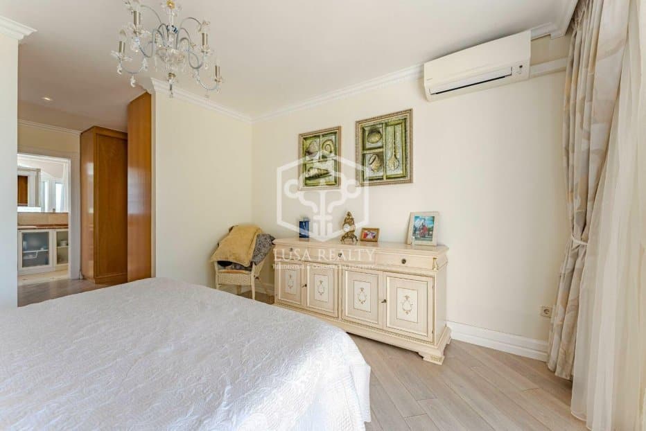 Villa a Adeje, Tenerife, Spagna 6 camere da letto, 732 mq. N° 94465