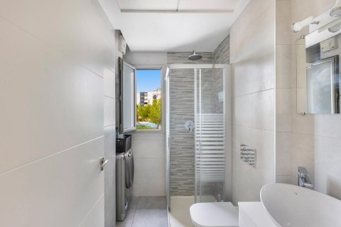 Huoneisto myytävänä Alicante, Espanja, 2 makuuhuonetta, 84 m2 No. 112887 - kuva 19