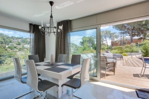 Talo myytävänä Blanes, Girona, Espanja, 4 makuuhuonetta, 412 m2 No. 22785 - kuva 7
