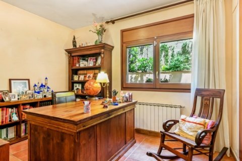 Сasa en venta Blanes, Gerona, España 5 dormitorios, 274 m2 No. 22991 - foto 13