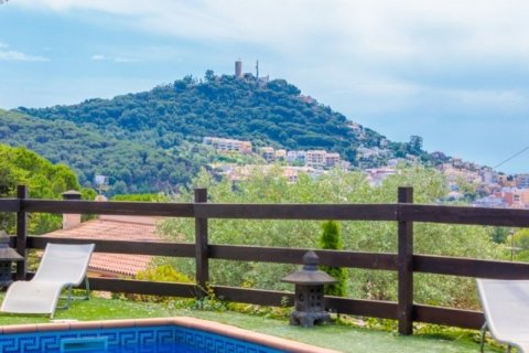 Сasa en venta Blanes, Gerona, España 5 dormitorios, 274 m2 No. 22991 - foto 4