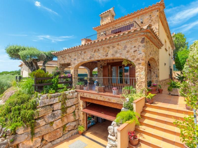 Casa a Blanes, Girona, Spagna 5 camere da letto, 274 mq. N° 22991