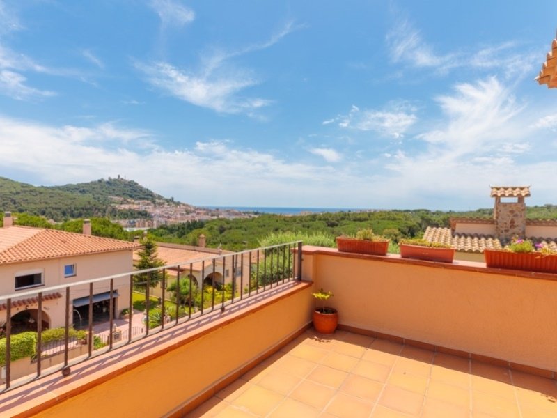 Casa a Blanes, Girona, Spagna 5 camere da letto, 274 mq. N° 22991