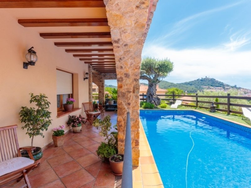 Casa a Blanes, Girona, Spagna 5 camere da letto, 274 mq. N° 22991