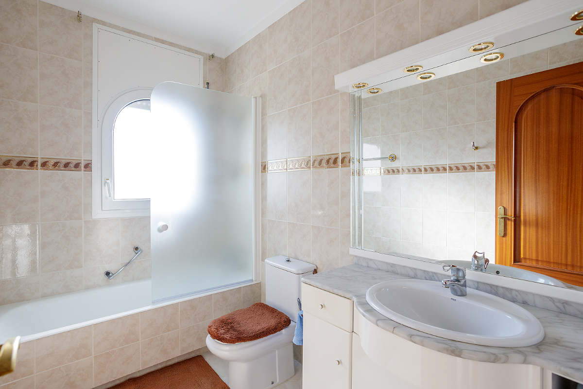 Talo Blanes, Girona, Espanja 4 makuuhuonetta, 455 m2 No. 22922