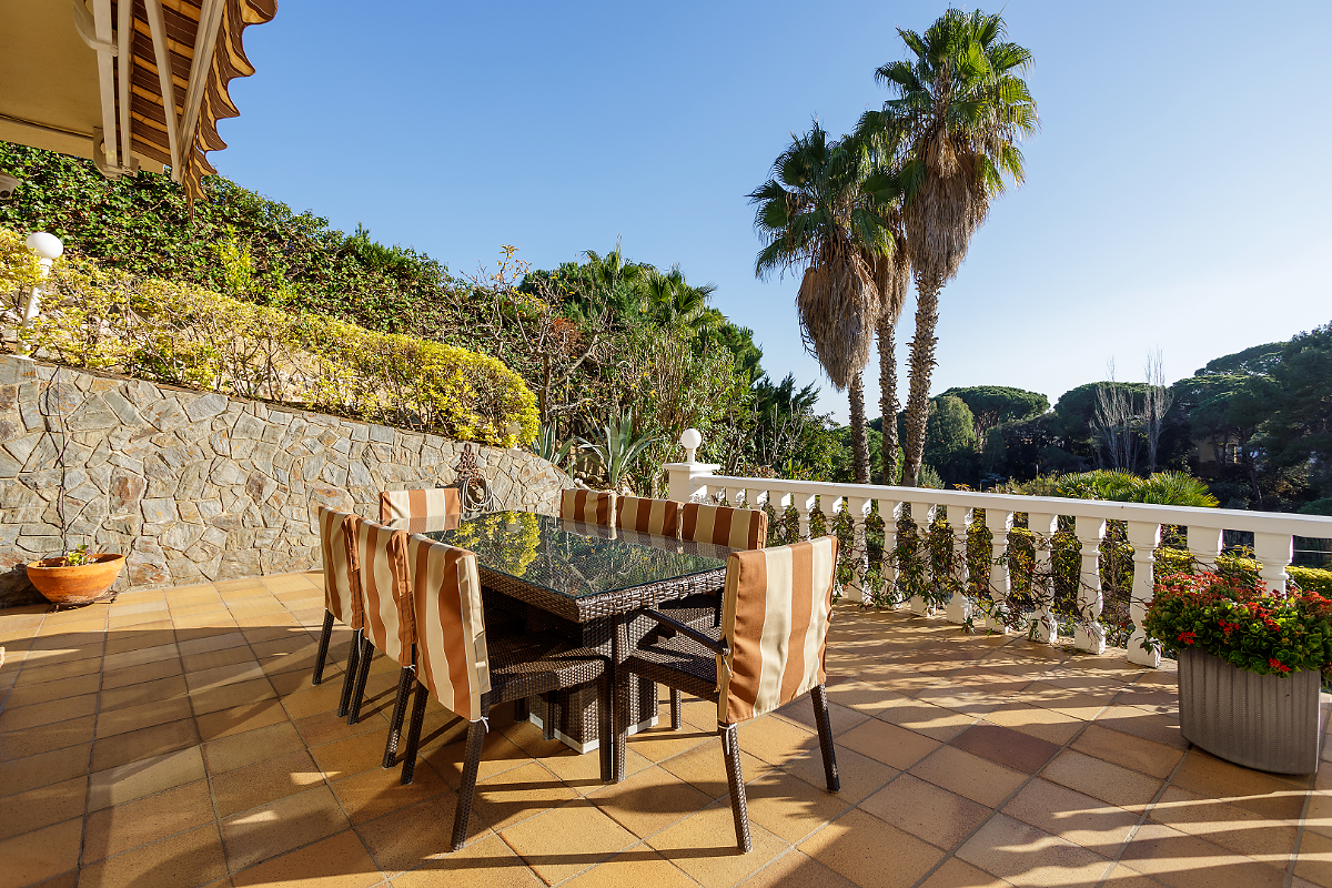 Talo Blanes, Girona, Espanja 4 makuuhuonetta, 455 m2 No. 22922