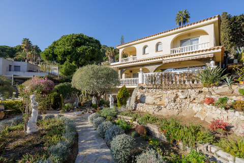 House for sale Blanes, Girona, Spain 4 bedrooms, 455 sq.m. No. 22922 - photo 5