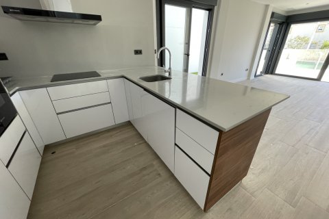 Apartamento en venta Pilar de la Horadada, Alicante, España 4 dormitorios, 120 m2 No. 115972 - foto 4