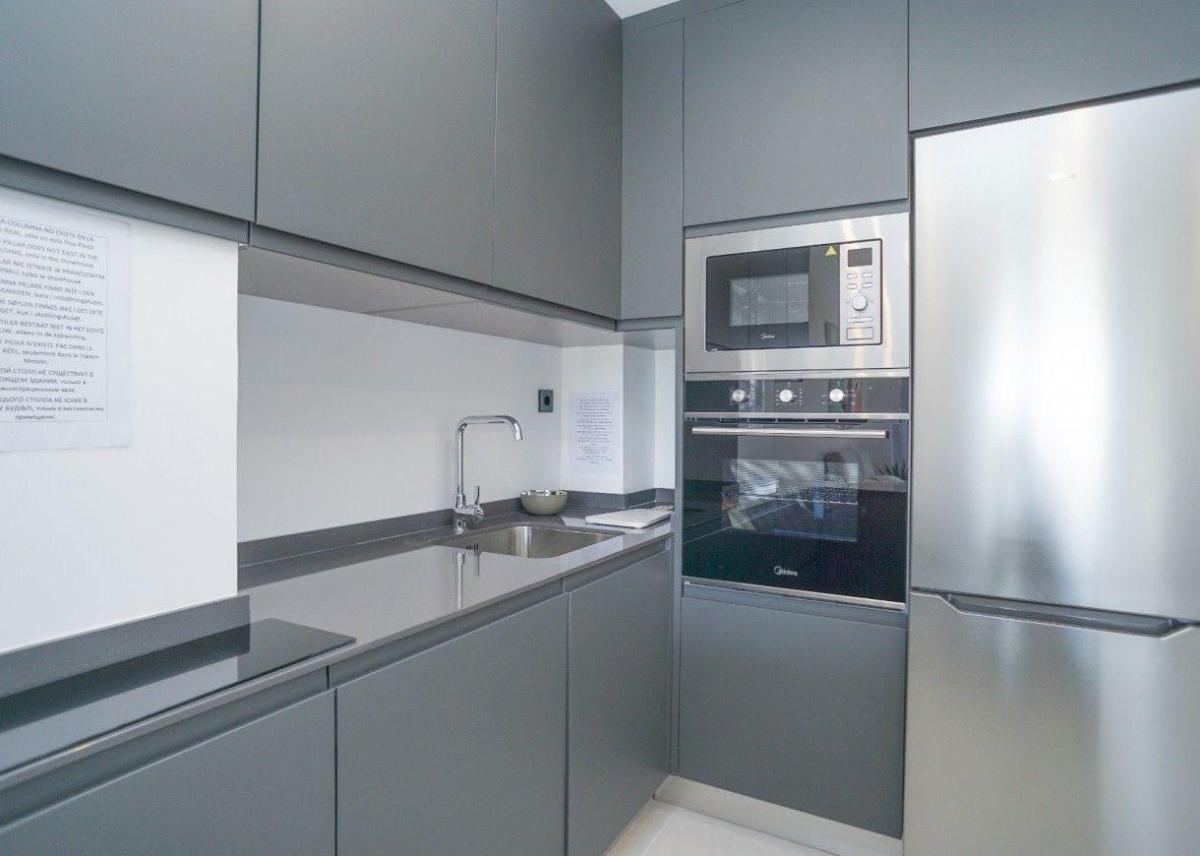 Apartamento en Torrevieja, Alicante, España 2 dormitorios, 76 m2 No. 98593