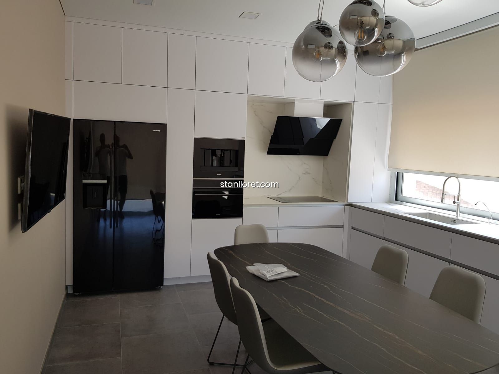 Villa a Lloret de Mar, Girona, Spagna 4 camere da letto, 346 mq. N° 104044