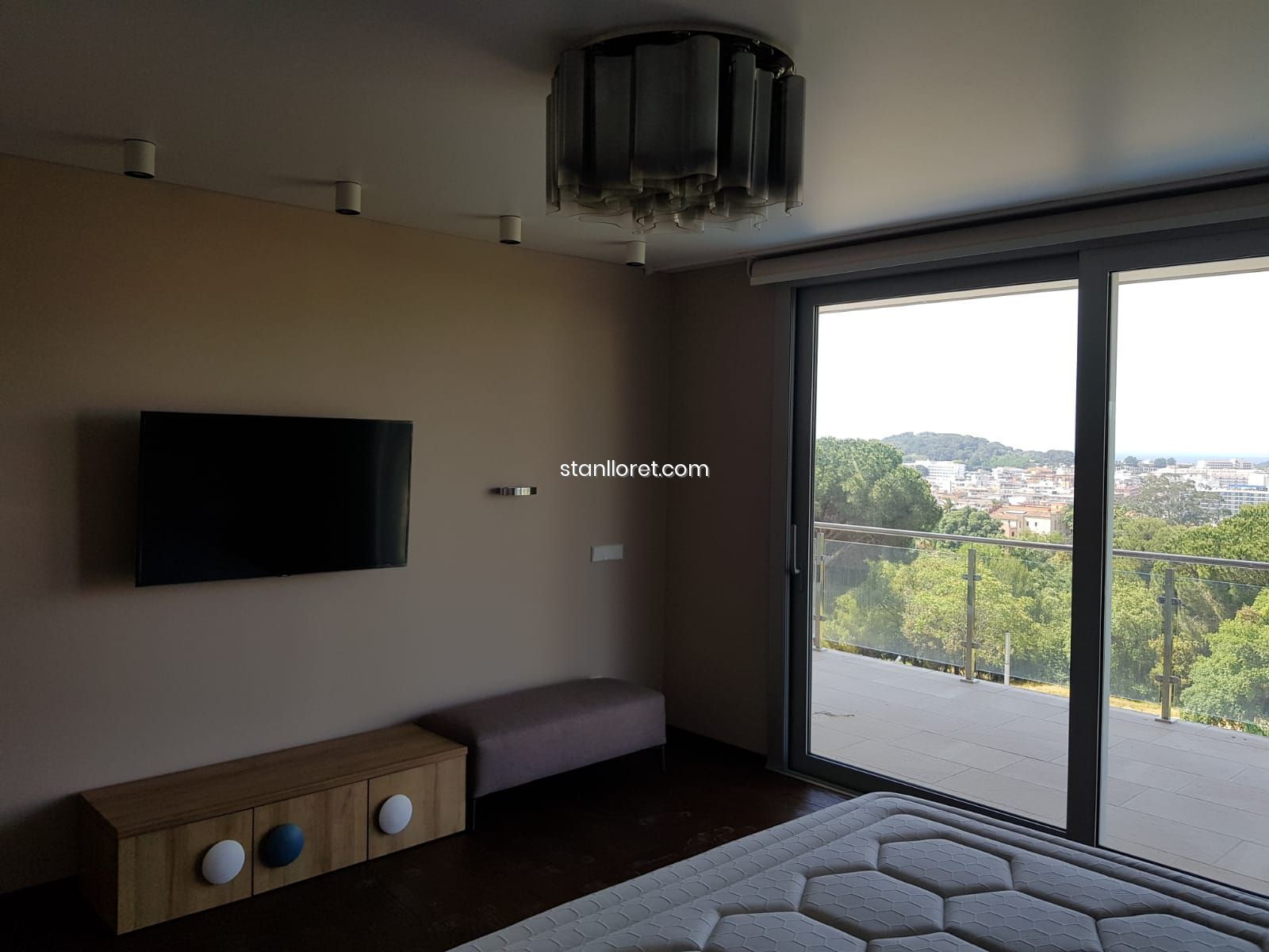 Villa a Lloret de Mar, Girona, Spagna 4 camere da letto, 346 mq. N° 104044