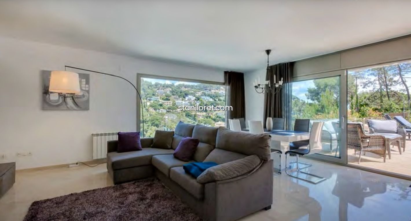 Villa in Blanes, Girona, Spanien 4 Schlafzimmer, 412 m2 Nr. 104045
