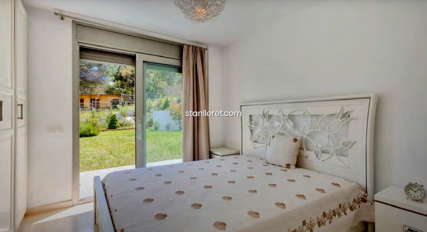 Villa in Blanes, Girona, Spanien 4 Schlafzimmer, 412 m2 Nr. 104045