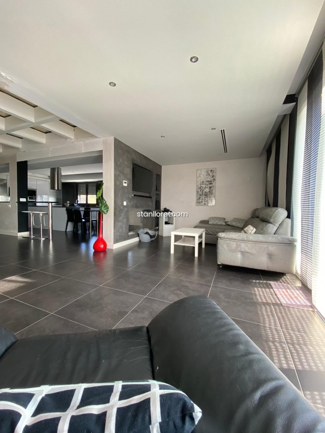Villa a Girona, Spagna 5 camere da letto, 340 mq. N° 104043