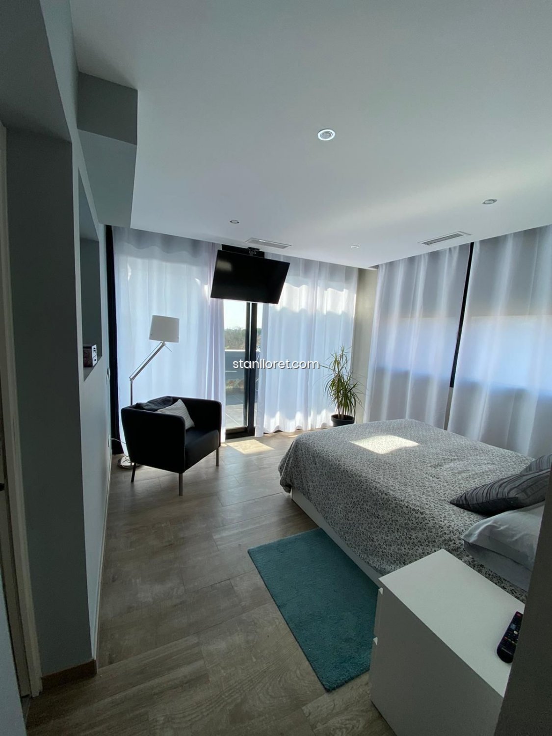 Villa a Girona, Spagna 5 camere da letto, 340 mq. N° 104043