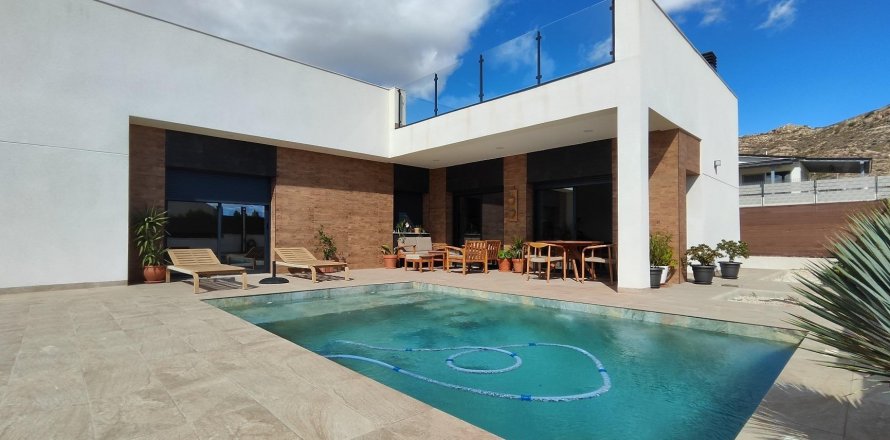 Villa Pinoso, Alicante, España 3 dormitorios, 134 m2 No. 114517