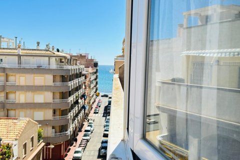 Продажа квартиры в Торревьеха, Аликанте, Испания 3 спальни, 78м2 №117794 - фото 1