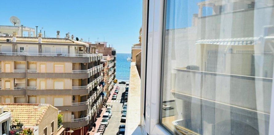 Квартира в Торревьеха, Аликанте, Испания 3 спальни, 78м2 №117794