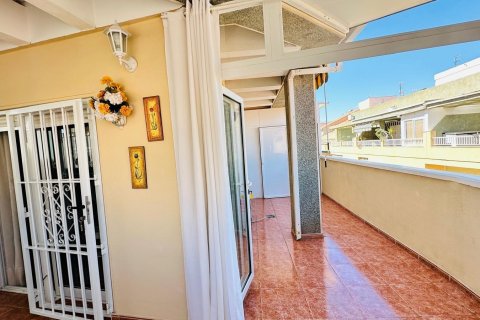 Продажа квартиры в Торревьеха, Аликанте, Испания 3 спальни, 78м2 №117794 - фото 6