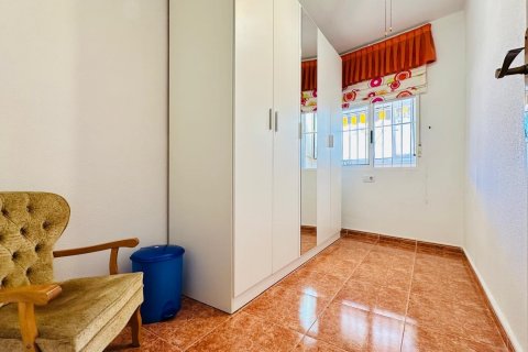 Продажа квартиры в Торревьеха, Аликанте, Испания 3 спальни, 78м2 №117794 - фото 24
