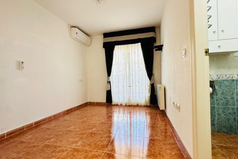 Продажа квартиры в Торревьеха, Аликанте, Испания 3 спальни, 78м2 №117794 - фото 20