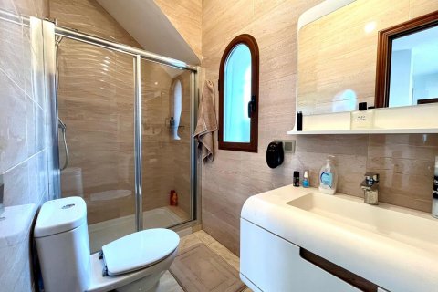 Villa in vendita Alicante, Spagna 4 camere da letto, 184 mq. N° 117796 - foto 15