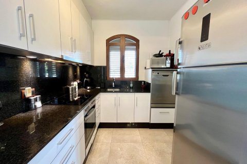 Villa in vendita Alicante, Spagna 4 camere da letto, 184 mq. N° 117796 - foto 3