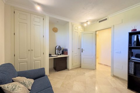 Dúplex en venta Casares, Málaga, España 4 dormitorios, 270 m2 No. 109698 - foto 17