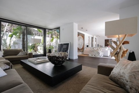 House à vendre Marbella, Malaga, Espagne, 4 chambres, 238 m2 No. 22405 - photo 2