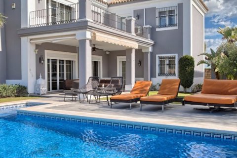 House for sale Benahavis, Malaga, Spain 4 bedrooms, 270 sq.m. No. 23121 - photo 1