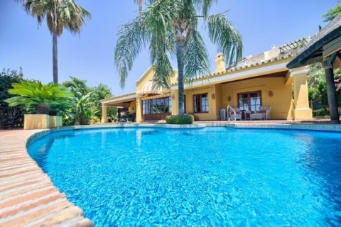 House for sale Benahavis, Malaga, Spain 4 bedrooms, 322 sq.m. No. 23126 - photo 1