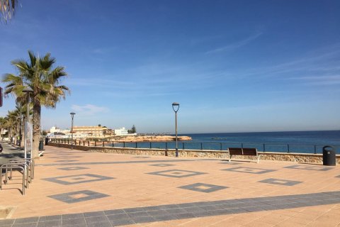 Villa zum Verkauf Pilar de la Horadada, Alicante, Spanien 3 Schlafzimmer, 211 m2 Nr. 113965 - Foto 23