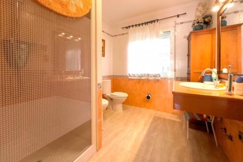 Продажа дуплекса в Кальпе, Аликанте, Испания 4 спальни, 94м2 №119494 - фото 17
