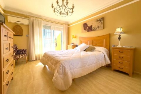 Продажа дуплекса в Кальпе, Аликанте, Испания 4 спальни, 94м2 №119494 - фото 11