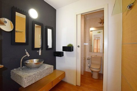 Townhouse for sale Nueva Torrevieja, Alicante, Spain 7 bedrooms, 246 sq.m. No. 111442 - photo 23