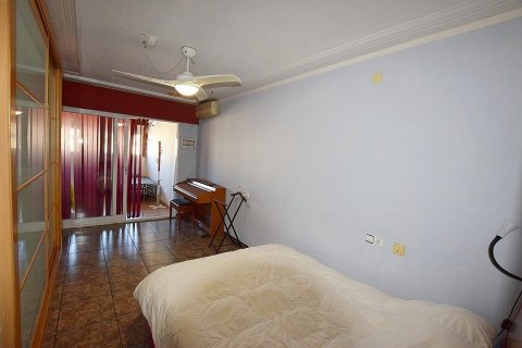 Townhouse for sale Nueva Torrevieja, Alicante, Spain 7 bedrooms, 246 sq.m. No. 111442 - photo 19