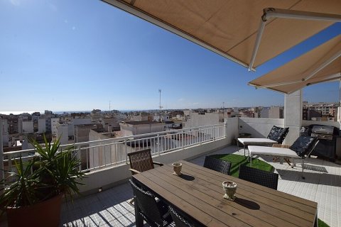 Townhouse for sale Nueva Torrevieja, Alicante, Spain 7 bedrooms, 246 sq.m. No. 111442 - photo 1