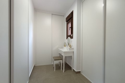 Villa for sale in Pinar De Campoverde, Alicante, Spain 5 bedrooms, 256 sq.m. No. 117622 - photo 30