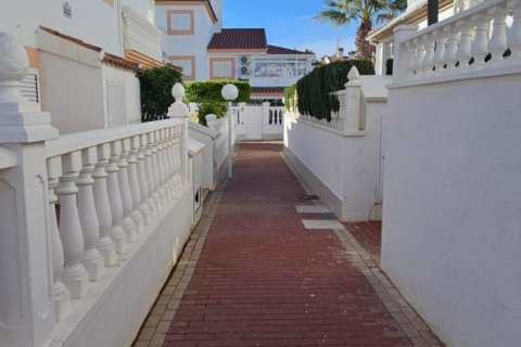 Ático en venta Torrevieja, Alicante, España 4 dormitorios,  No. 109248 - foto 16