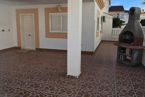 Ático en venta Torrevieja, Alicante, España 4 dormitorios,  No. 109248 - foto 13