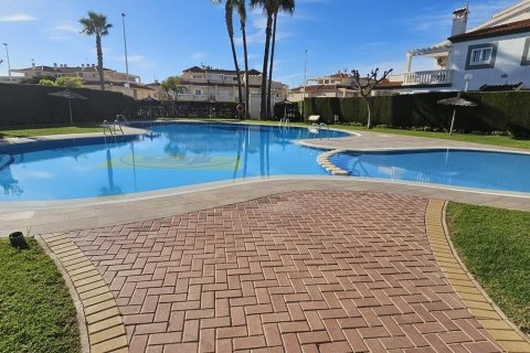 Ático en venta Torrevieja, Alicante, España 4 dormitorios,  No. 109248 - foto 22