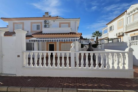 Ático en venta Torrevieja, Alicante, España 4 dormitorios,  No. 109248 - foto 24