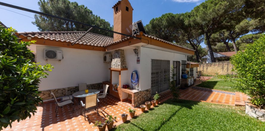 Villa Alcala de Guadaira, Seville, Spagna 4 camere da letto, 205 mq. N° 130145