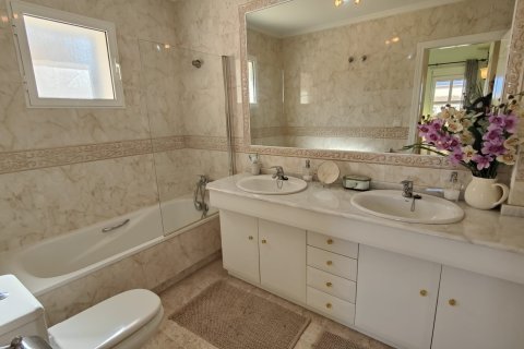 Продажа виллы в Ла Зения, Аликанте, Испания 4 спальни, 156м2 №118823 - фото 21