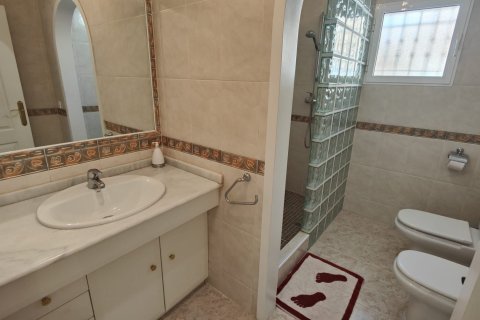 Продажа виллы в Ла Зения, Аликанте, Испания 4 спальни, 156м2 №118823 - фото 30